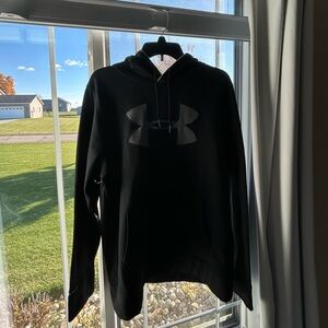 Men’s Medium Under Armour Sweatshirt